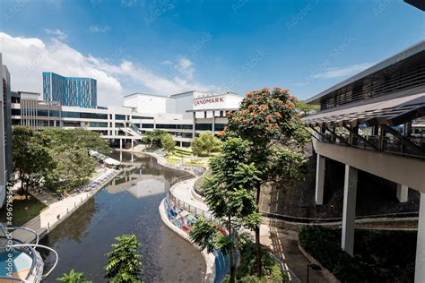 festival mall dfa|PIA.